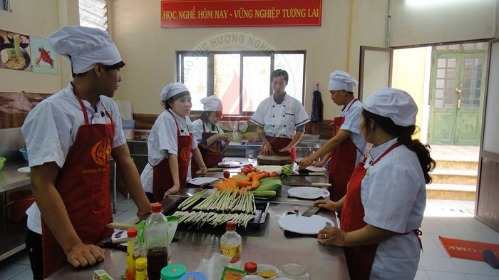 Đăng ký làm chứng chỉ cấp dưỡng mầm non