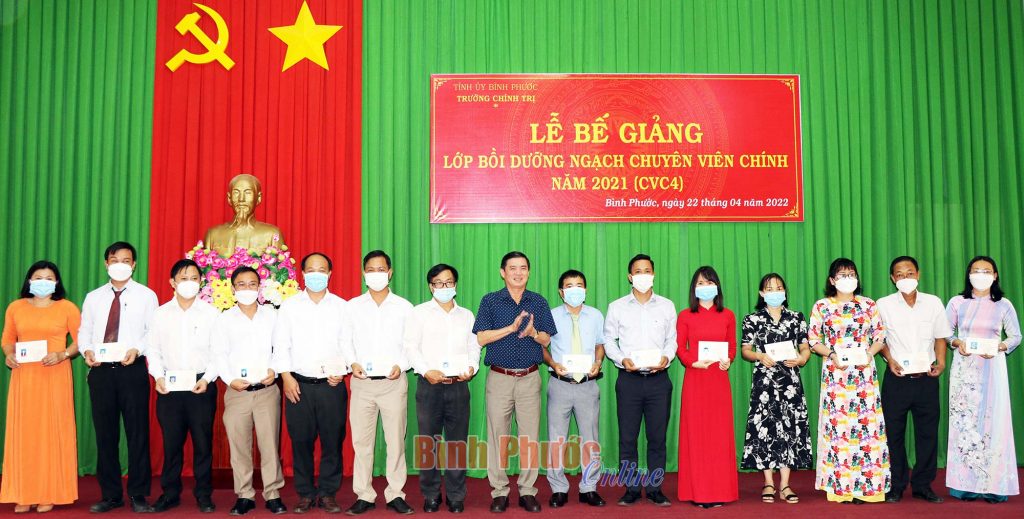 làm chứng chỉ bồi dưỡng ngạch chuyên viên